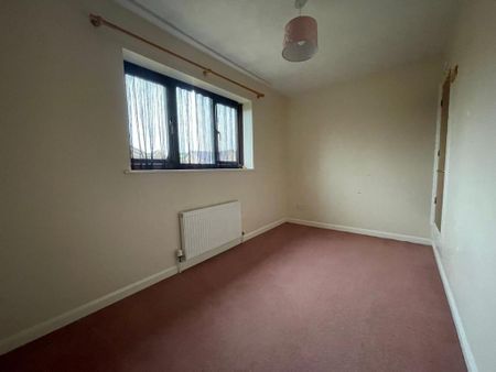 2 bedroom semi-detached house to rent - Photo 3