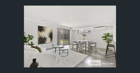 Bright and Spacious Family Living - Photo 5