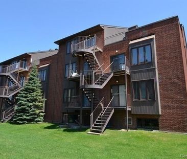 3695 Rue Charron, H7E 5B1, H7E 5B1, Laval - Photo 5