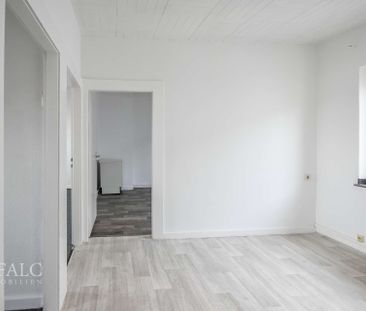 Charmantes Zuhause mit Licht und Struktur - Photo 1