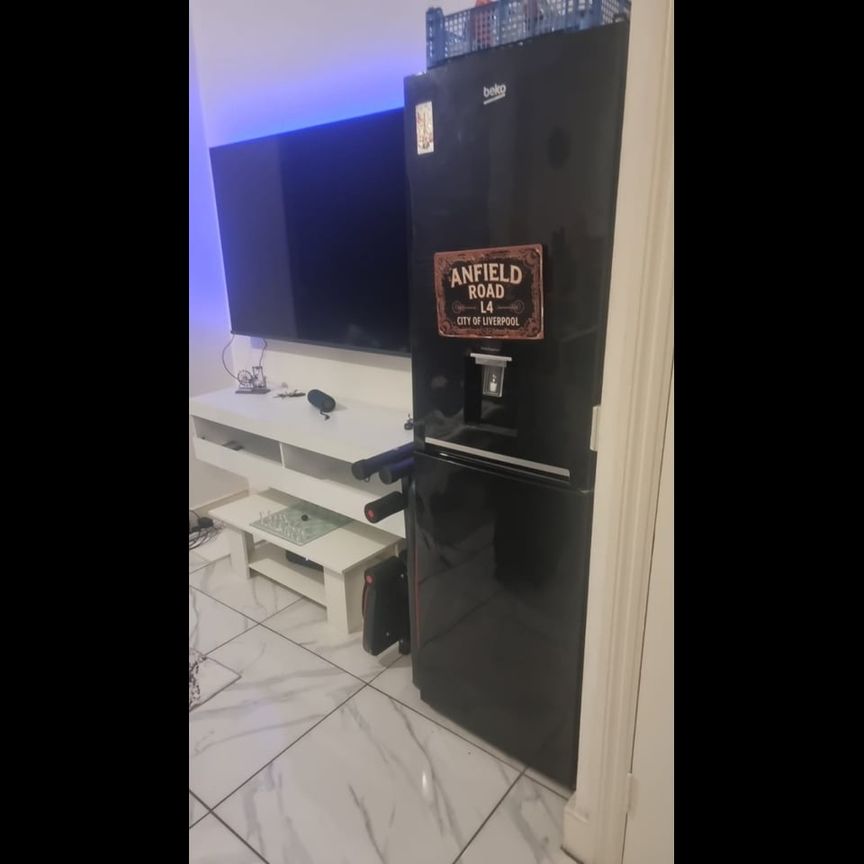 Room in a Shared Flat, Northwold Road, E5 - Photo 1