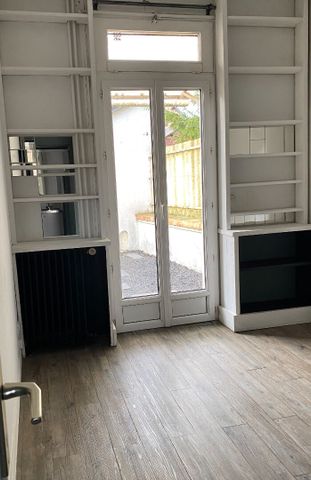 Location Appartement 2 pièces 24m² MONT ST AIGNAN 76130 - Photo 4