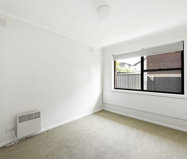 Fresh family home! - Photo 2