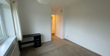 Silk Mill Drive, Tinshill, Leeds, LS16 6DX - Photo 5