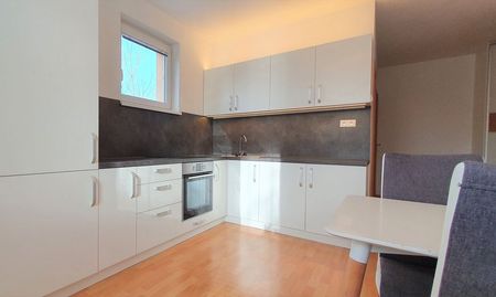 PNORF – zariadený 2i byt, 64 m2, 2x balkón, pivnica, 650,- €, ul. Závalie - Fotografia 5