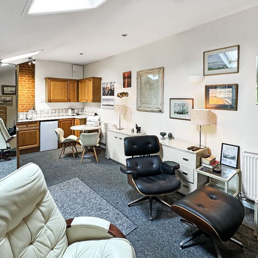 Market Hill, Woodbridge - Photo 1