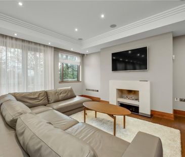 3 bedroom apartment to rent - Photo 2