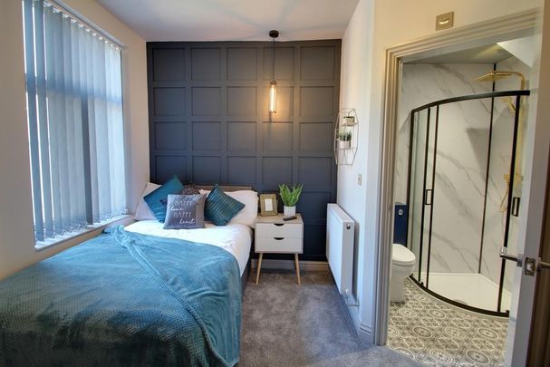 1 bedroom in a house share to rent - Photo 1