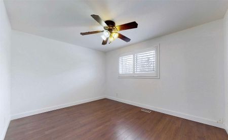 For Lease - 19 Richardson Drive, Aurora, Ontario - Photo 4