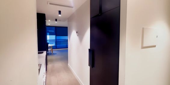 2 Bedroom*380 - Photo 3