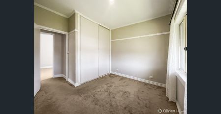 LIFESTYLE & LOCATION - RECENTLY RENOVATED! - Photo 5