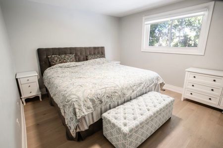 For Lease - 243 Acadia Drive, Oshawa, Ontario - Photo 3