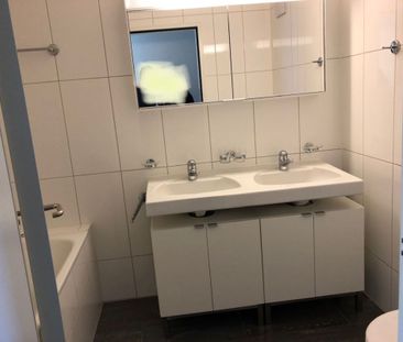 Schöne 5.5-Zimmerwohnung an ruhiger Lage - Photo 3