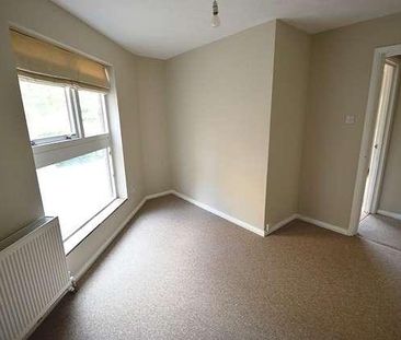 Bedroom Ground Floor Apartment In Godalming, GU7 - Photo 6