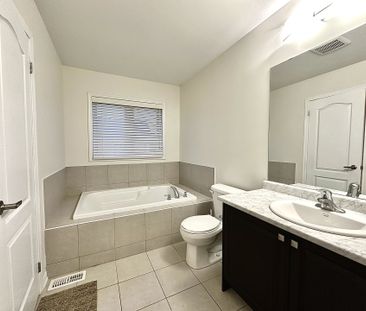 For Lease - 30 Sumac Drive, Haldimand, Ontario - Photo 6