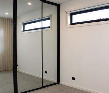 Unmatched Luxury & Double-Ensuite Living! - Photo 5