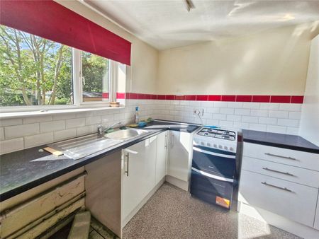 2 bedroom apartment to rent Runnymede, Fareham, Hampshire, PO15 - Photo 5