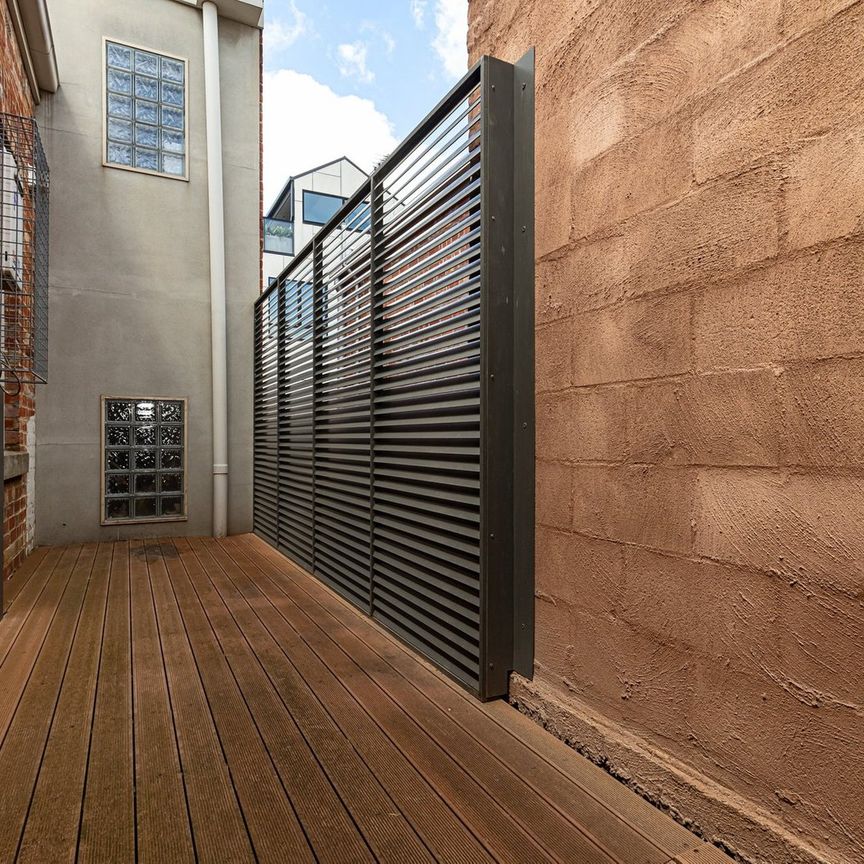 1/330 Smith Street, Collingwood VIC 3066 - Photo 1