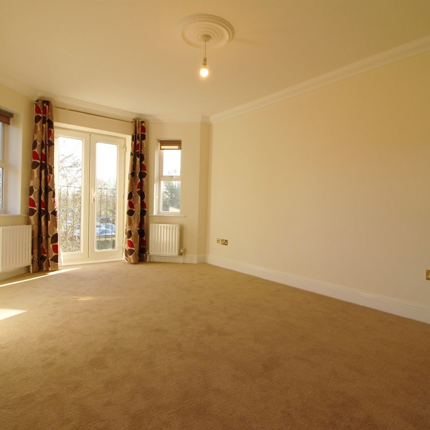 Abbotsmead Place, Caversham, RG4 - Photo 1