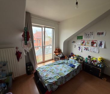 BURST - Dakappartement vlakbij het station. - Foto 2