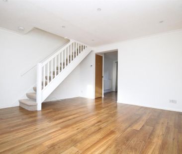 3 bedroom terraced house to rent - Photo 6