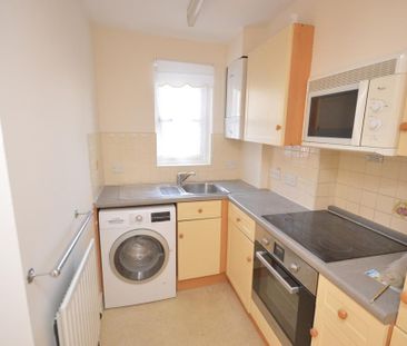 1 bedroom ground floor flat to rent - Photo 3