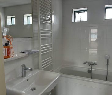 Maison unifamiliale David Leanstraat 57, Almere - À louer - Photo 4