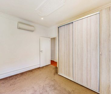 Victorian Charm With Modern Comfort - Photo 3