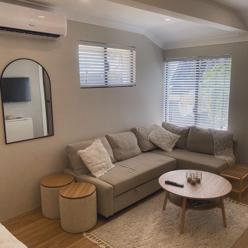 Banksia Grove - Photo 1