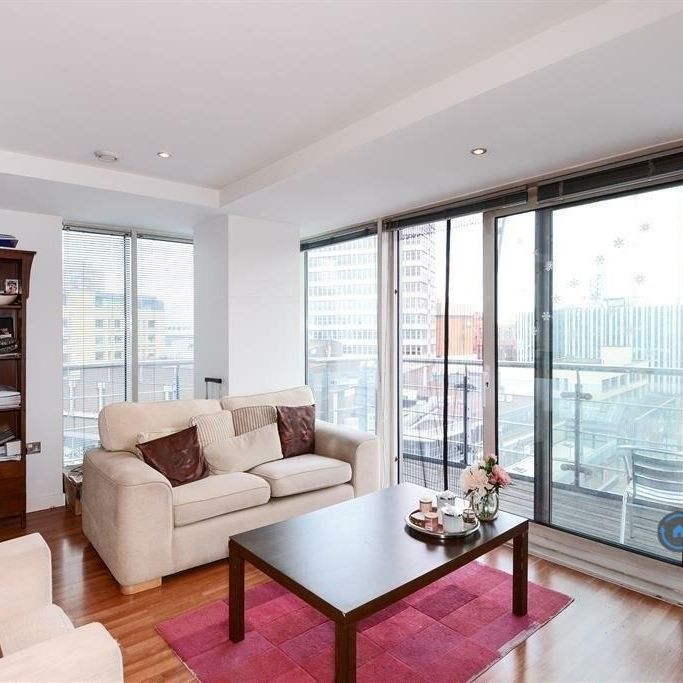 2 bedroom flat to rent - Photo 1