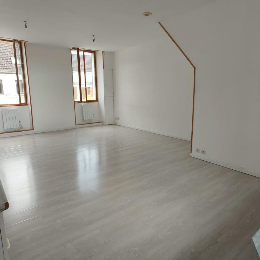 Location Appartement 2 pièces 53m² FOURCHAMBAULT 58600 - Photo 1