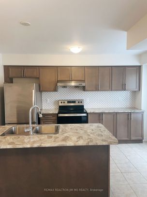 For Lease - 83 Sutcliffe Drive, Whitby, Ontario - Photo 1