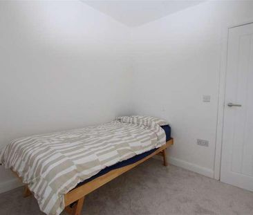 Daleson Close, Halifax, HX3 - Photo 1