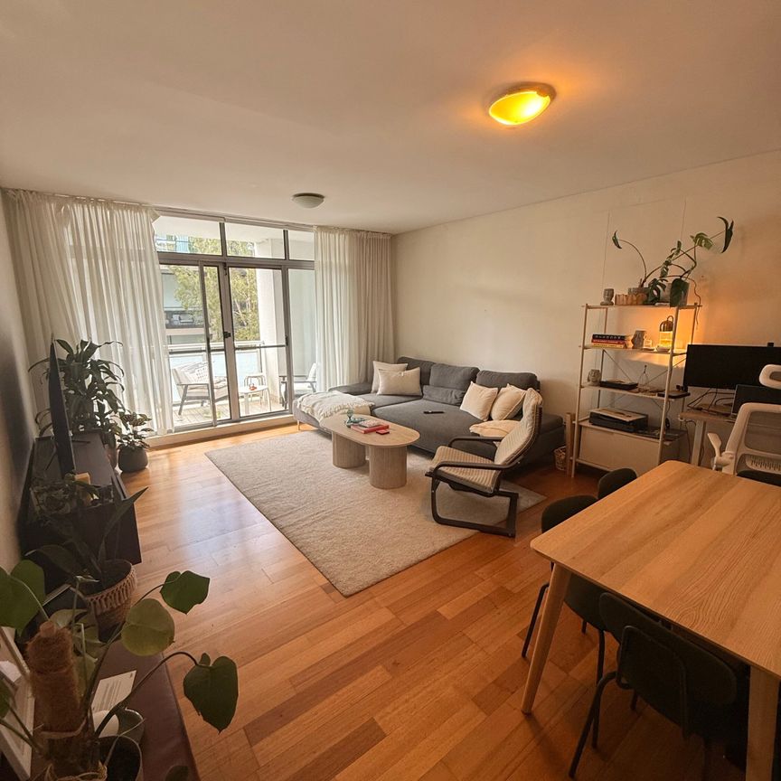 Surry Hills - Photo 1