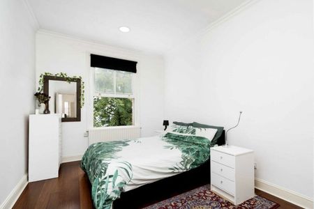 Eardley Crescent, Earls Court, SW5 - Photo 3