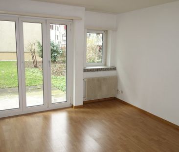 Hübsche Single-Wohnung mit Gartensitzplatz - Photo 1