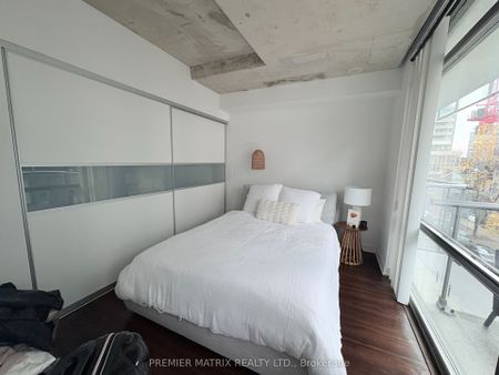 550 Wellington Lofts 55 , #420 - Photo 4