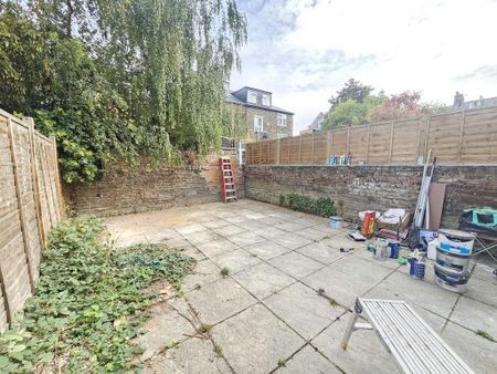 1 bedroom ground floor flat to rent - Photo 4