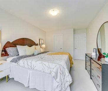 For Lease - 2435 Greenwich Drive Unit# 20, Oakville, Ontario - Photo 3