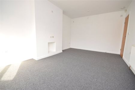 56, Lulworth Avenue, Crossgates, Leeds, West Yorkshire, LS15 8LN - Photo 3