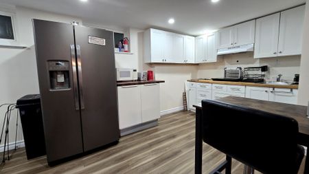 For Lease - 77 Aurora Heights Drive, Aurora, Ontario - Photo 4