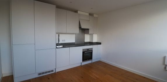 Regent House, Basildon, Property for rent - Photo 2