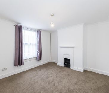 5 bedroom terraced house to rent - Photo 1