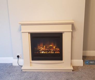 2 bedroom maisonette to rent - Photo 2