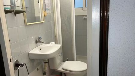 Carrer de Provença, Barcelona, Catalonia 08025 - Photo 5