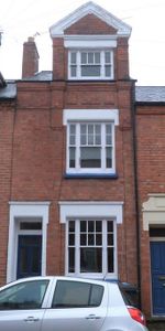 3 bedroom terraced house to rent - Photo 3