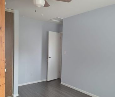 For Lease - 8 Chad Crescent, Toronto, Ontario - Photo 5