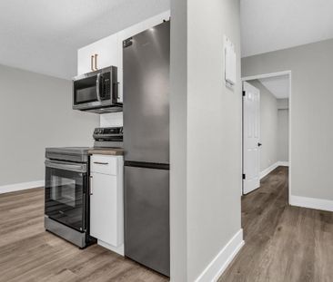 Maple Manor Apartments - Photo 3