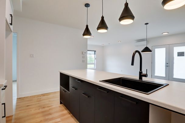 65, rue Michel-Robidoux #202, East-Angus - Photo 1