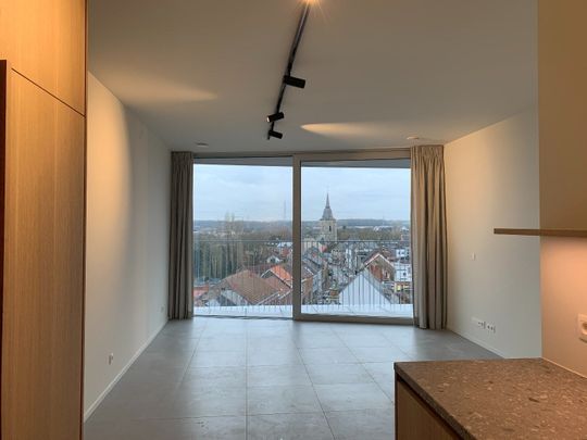 Appartement met 2 slaapkamers en terras. - Foto 1